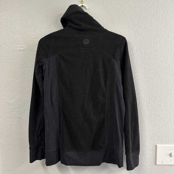 Lululemon Post Chaturanga Pullover Sweater Size 4 Half Zip Black Fleece Jacket - Picture 6 of 6